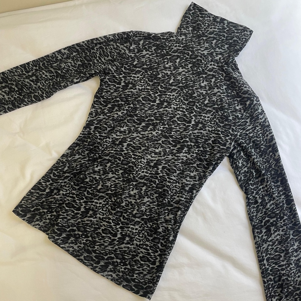 Saks Fifth Avenue Turtleneck Top